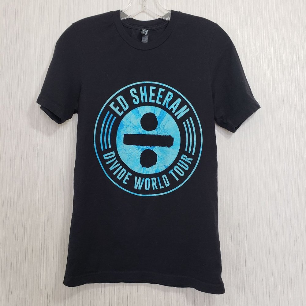 EI-LO Ed Sheeran Divide World Tour 2017-2019 Concert Tee Black and Blue‎ size S